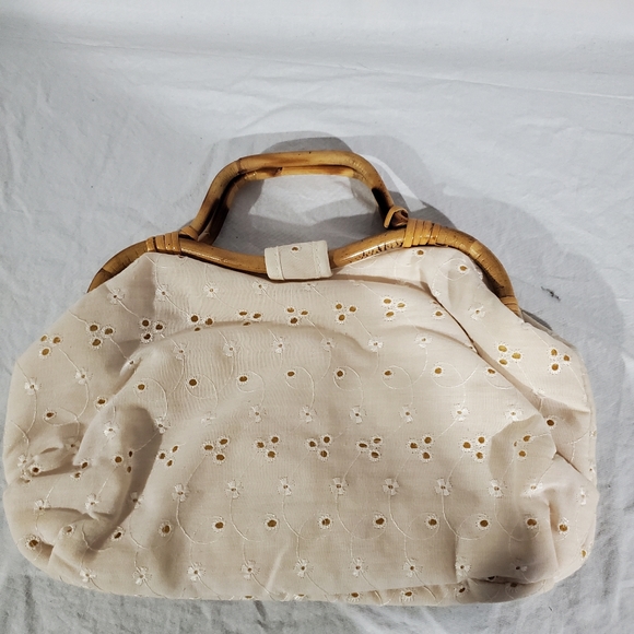 Ladies hand bag Eyelet pattern 12" long x 7" tall - Picture 2 of 5